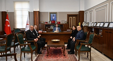 Kaymakam Kayabaşı, vergi dairesi yetkililerini ağırladı