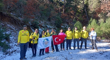 Kazdağı Dağcılık Sporları Kulübü, Terziler Sarıkaya Alanı'nda ilk kez yürüdü