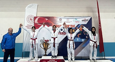 Küçükkuyu’da genç sporcuların başarısı gururlandırdı