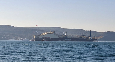 Boru Döşeme Gemisi ‘Castorone’ Çanakkale Boğazı’ndan geçti!