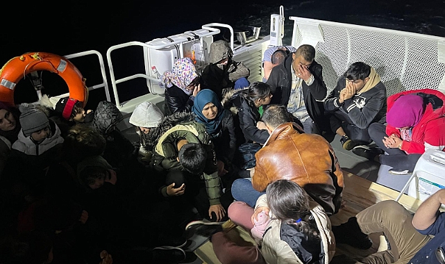 Çanakkale açıklarında 23 düzensiz göçmen yakalandı