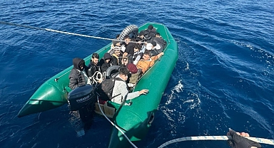 Çanakkale açıklarında 24 kaçak göçmen yakalandı