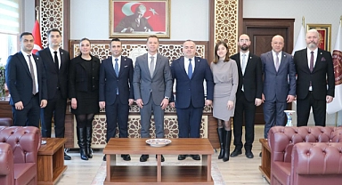 Çanakkale Barosu’ndan Cumhuriyet Başsavcısı Özkan Gürdoğan’a hayırlı olsun ziyareti