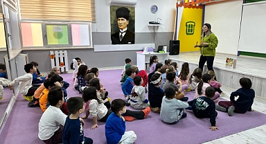 Çanakkale'de Anaokulu öğrencileri ile çocuk kitap yazarı Işık Uzun Saraç buluştu