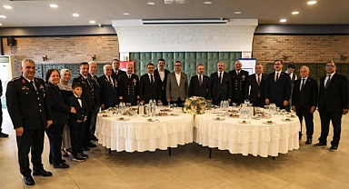 Çanakkale’de Resmi Bayramlaşma Töreni Gerçekleştirildi