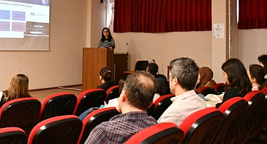ÇOMÜ'de Akademik personele Kütüphane kullanım eğitimi verildi