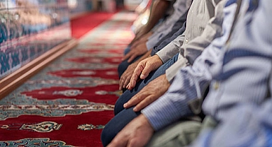 En geç bayram namazı Bozcaada ve Gökçeada'da kılınacak