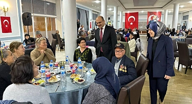 Gelibolu’da Şehit Yakınları ve Gaziler onuruna iftar yemeği düzenlendi