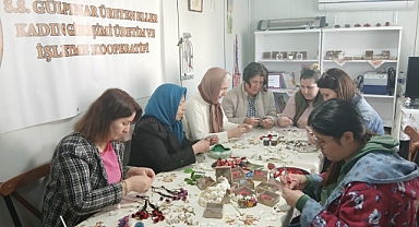 İpek Böceği Kozası sanata dönüşüyor