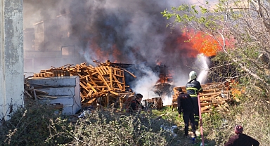 Küçük Sanayi Sitesinde yangın