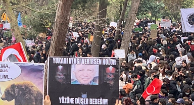 Öğrenciler Maçka Parkı'nda toplandı