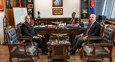 Vali Ömer Toraman’dan İl Jandarma Komutanlığı’na ziyaret