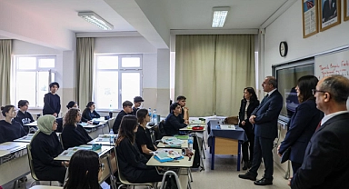 Vali Ömer Toraman'dan TOBB Sosyal Bilimler Lisesi’ne ziyaret