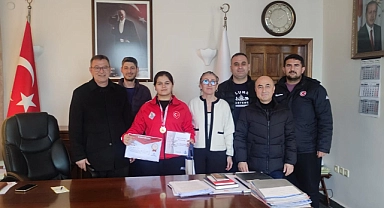 Yenice'nin şampiyon sporcuları Başkan Acar ile buluştu