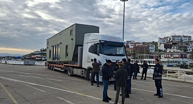 Bozcaada’ya hareketli yapının girişi engellendi