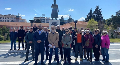 Çanakkale Belediyesi'nde işten çıkarılan Alper Usta, iş akdinin yenilenmesini talep etti