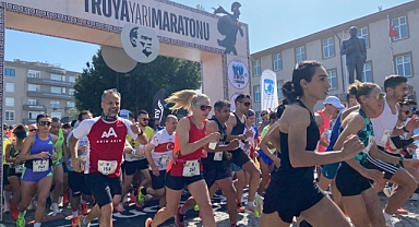 Çanakkale, Saucony Troya Yarı Maratonu ile Festival Havası Yaşıyor