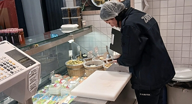 Gökçeada Belediyesi zabıta ekiplerinden zincir marketlerde denetim