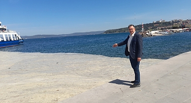 İYİ Partili Meclis Üyesinden Müsilaj Uyarısı: “Denizimiz Ölüyor, Çanakkalemize Yakışmıyor!”