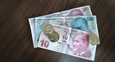 Nisan ayı yaşlı ve engelli aylıkları hesaplara yatırıldı