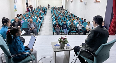Rektör Erenoğlu’ndan öğrencilere dijital bağımlılık uyarısı