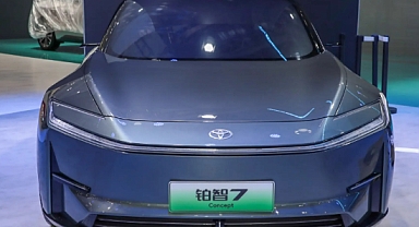 Toyota, yeni elektrikli modeli bZ7’yi Şanghay'da tanıttı