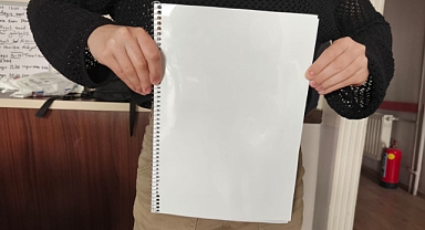 A4 kâğıdı genişliğinde beden! Sosyal medyada başlayan zayıflık yarışı çocukları tehdit ediyor