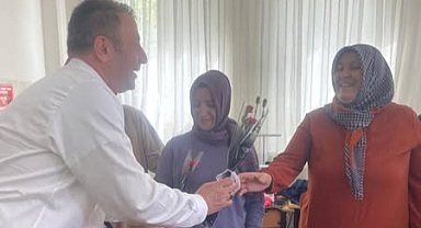 AK Parti Çan İlçe Teşkilatı’ndan Anneler Günü ziyareti