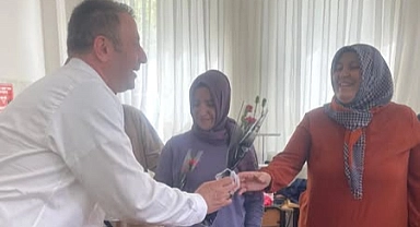 AK Parti Çan İlçe Teşkilatı’ndan Anneler Günü ziyareti