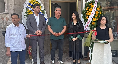 Av. Gülümser Bilgiç, Ayvacık’ta Bilgiç Hukuk Bürosunu hizmete açtı