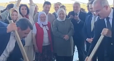 Ayvacık Bektaş Köyü’nde geleneksel düğün yemeği etkinliği düzenlendi