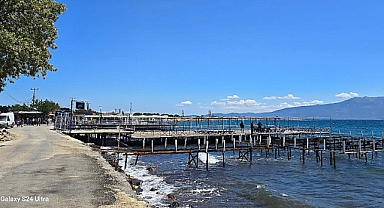 Ayvacık sahillerinde işgale göz yumuluyor, vatandaş denize giremiyor