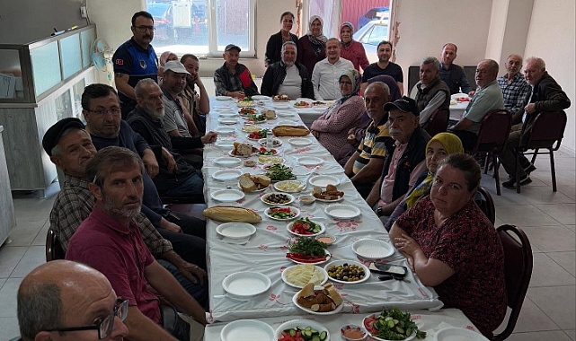 Başkan Öztürk, pazar esnafıyla buluştu