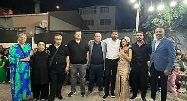 Başkan Vekili Karaman, genç çiftin mutluluğuna ortak oldu
