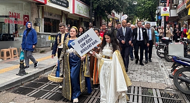 Biga’da “Hayat Boyu Öğrenme Yürüyüşü” gerçekleştirildi