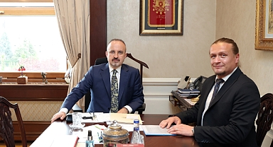 Bülent Turan: Günlük hiçbir ucuz tavır ve davranış memleket sevdamıza engel olamaz