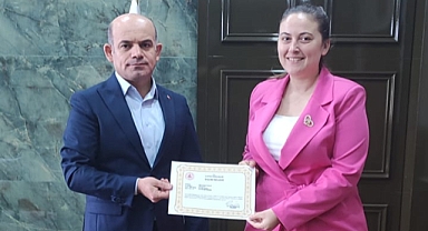 Çan İlçe Sağlık Müdürü Dr. Nilay Baran Madan’a başarı belgesi