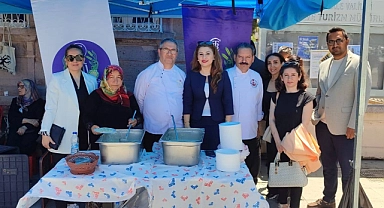 Çanakkale'de Türk Mutfağı Haftası kapsamında keşkek ikramı yapıldı