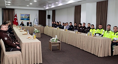 Çanakkale İl Emniyet Müdürü Kenan Kurt Lapseki'de bir dizi ziyarette bulundu