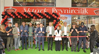 Ezine’de Aktürk Peynircilik dualarla açıldı