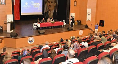 Ezine’de “Vatandaş Soruyor, Başkan Cevaplıyor” programına yoğun ilgi