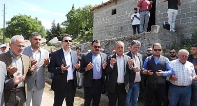 Ezine Yahyaçavuş Köyü’nde 2025 asfalt sezonu başladı