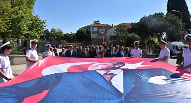 Gelibolu’da gençler atalarının izinde bayram kutladılar