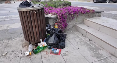 Gelibolu'da plajlar kirlilikle uyanıyor