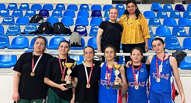 İçdaş’ın yetenekli basketbolcuları Çanakkale’yi Yalova’da temsil edecek
