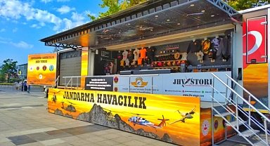 JhvStore Tırı Çanakkale İskele Meydanı’nda