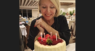 Öznur Benderlioğlu Doğangün yeni yaşını kutladı