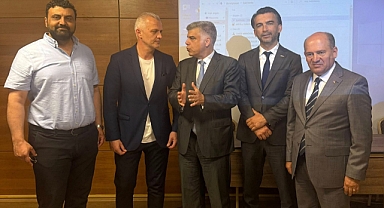Sakız-Çeşme arasında düzenlenecek yüzme yarışına destek