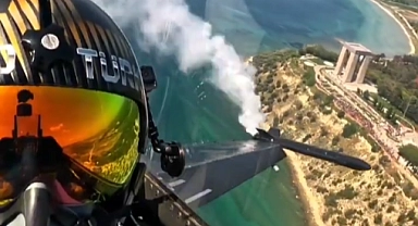 SOLOTÜRK’ün Yeni Pilotu Binbaşı M. Erhan Aydemir, İlk Resmi Gösteri Uçuşunu Çanakkale Semalarında Gerçekleştirdi