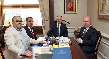 Turan, Biga Ticaret Borsası Heyetini Ağırladı